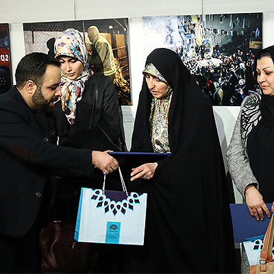 نمایشگاه «آب و آتش» افتتاح شد