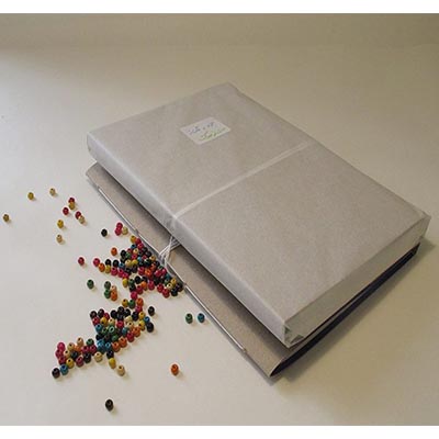 خلاقیت در هویت بصری «دفترچه لبِ خندان»