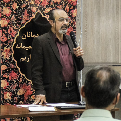 اکران و تحلیل انیمیشن «مری و گل جادو» در حوزه هنری قم