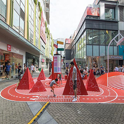 ۱۰۰ طراح در زمین بازی غیرمعمول، در شانگهای