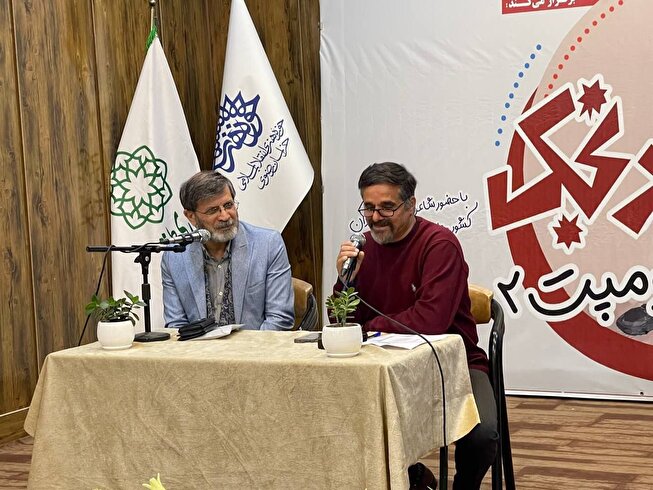 پانزدهمین محفل طنز «نارنجک» برگزار شد + تصاویر