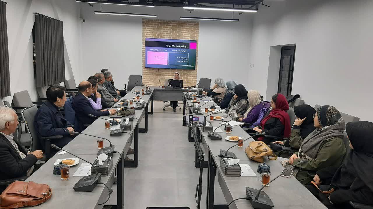 وقتی دست نمی‌نویسد؛ بدن و ذهن چه می‌گویند؟