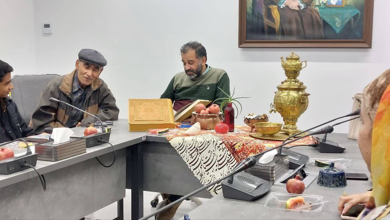 شب شعر یلدایی در حوزه هنری خراسان رضوی! +گزارش تصویری