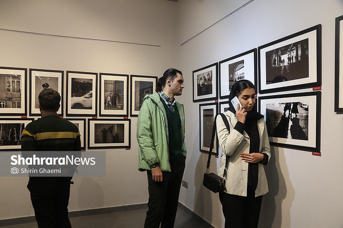 گزارش تصویری | نمایشگاه گروهی عکاسی خیابانی در نگارخانه اشراق مشهد