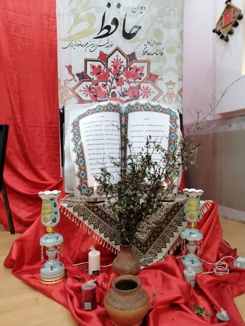 عصر شعر دانش‌آموزی در مشهد برگزار شد