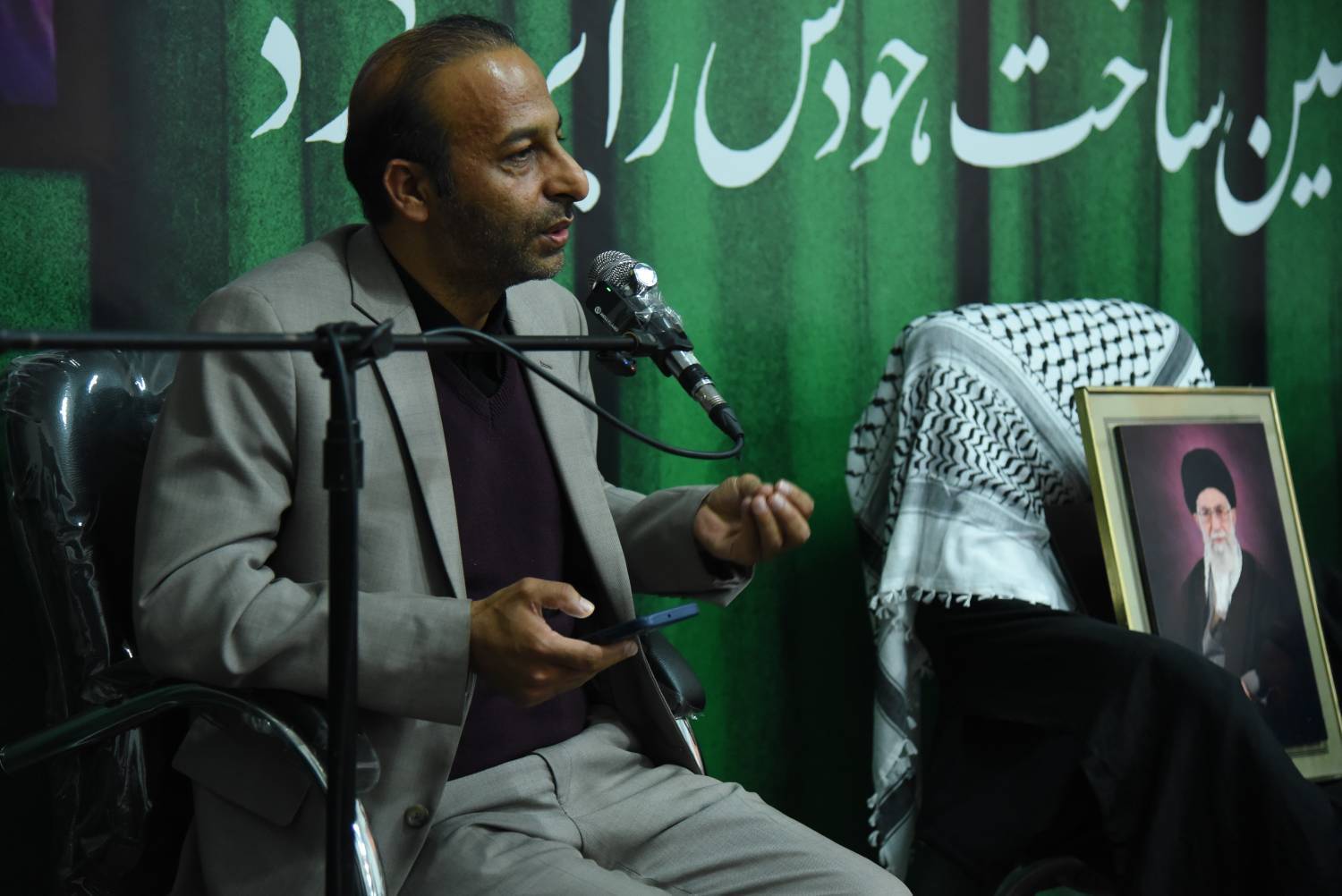 «محفل شعر امین»، در فراق امین شعر انقلاب +گزارش تصویری