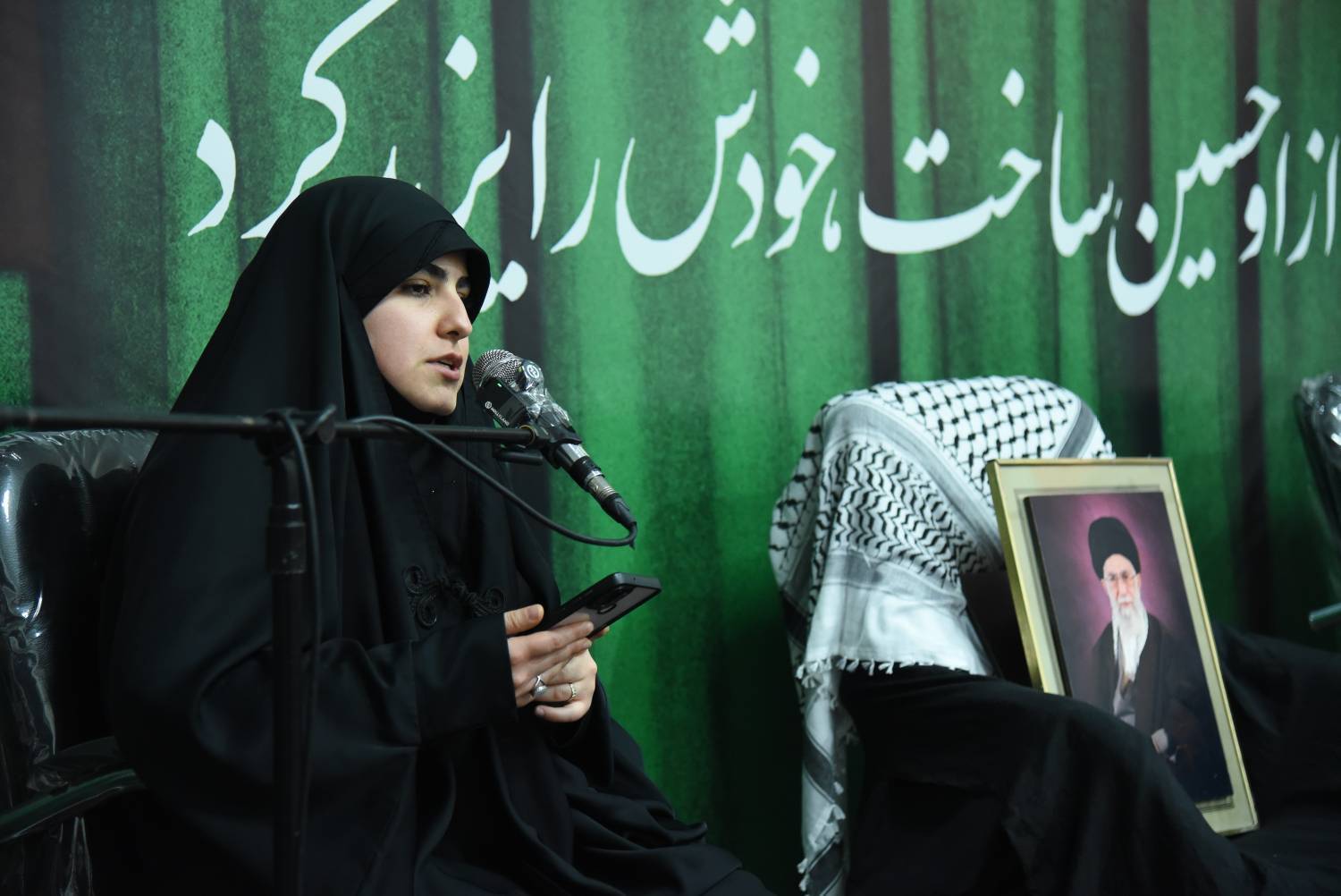 «محفل شعر امین»، در فراق امین شعر انقلاب +گزارش تصویری