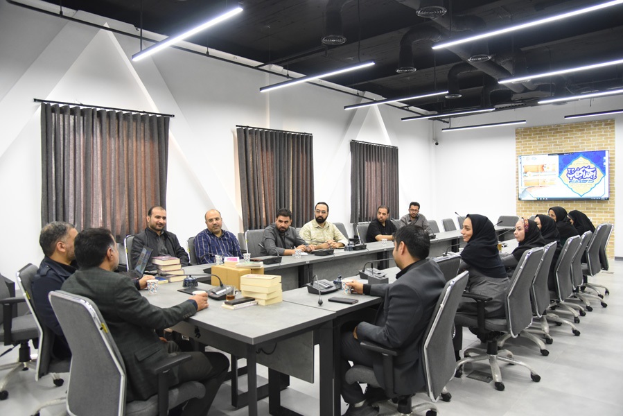 ۸۰۰۰ جلد کتاب حوزه هنری خراسان رضوی به کتابخانه‌های عمومی استان اهدا شد