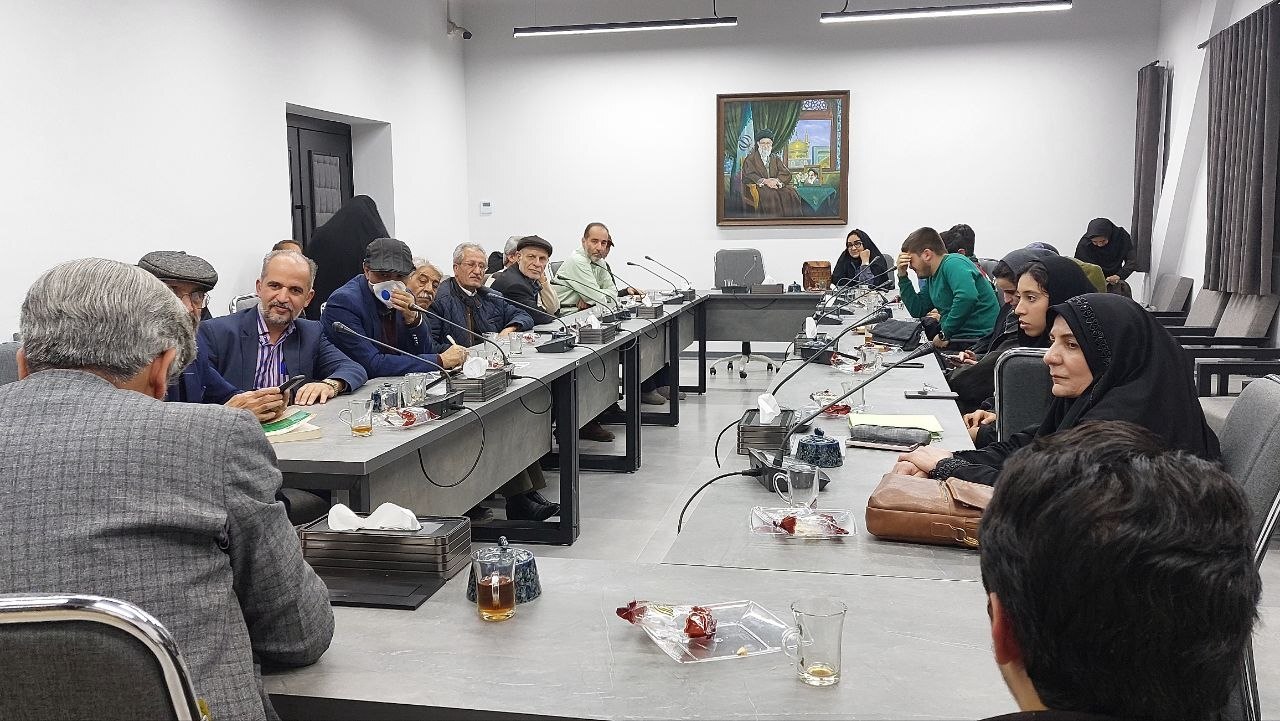 محفل شعر حوزه هنری خراسان رضوی با حضور محمدجواد شاهمرادی برگزار شد محفل شعر حوزه هنری خراسان رضوی با حضور محمدجواد شاهمرادی برگزار شد