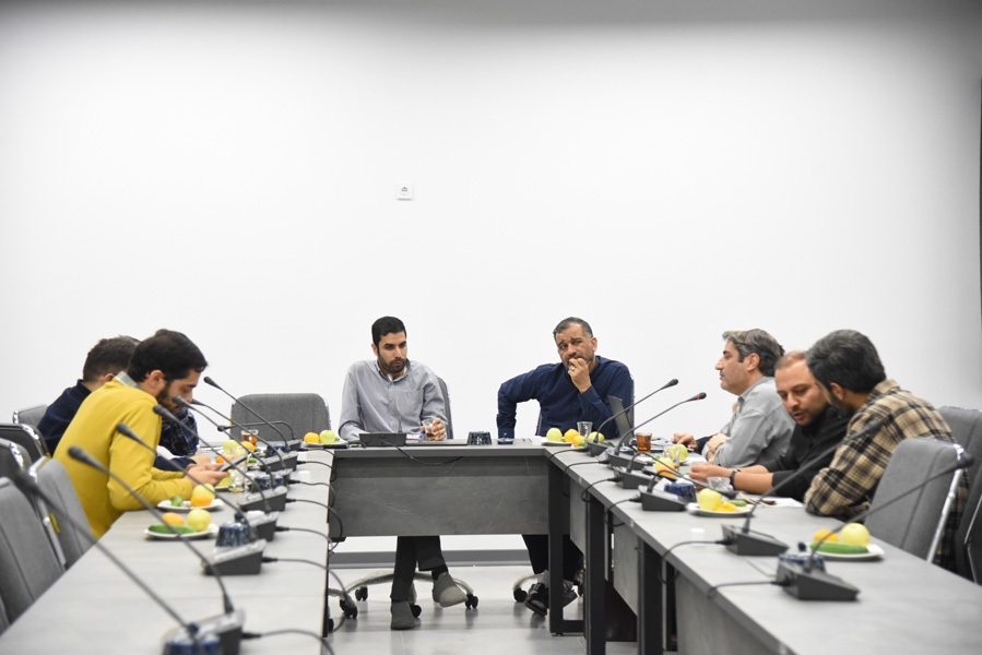 شاهنامه، هویت ایرانی و چالش‌های اقتباس نمایشی