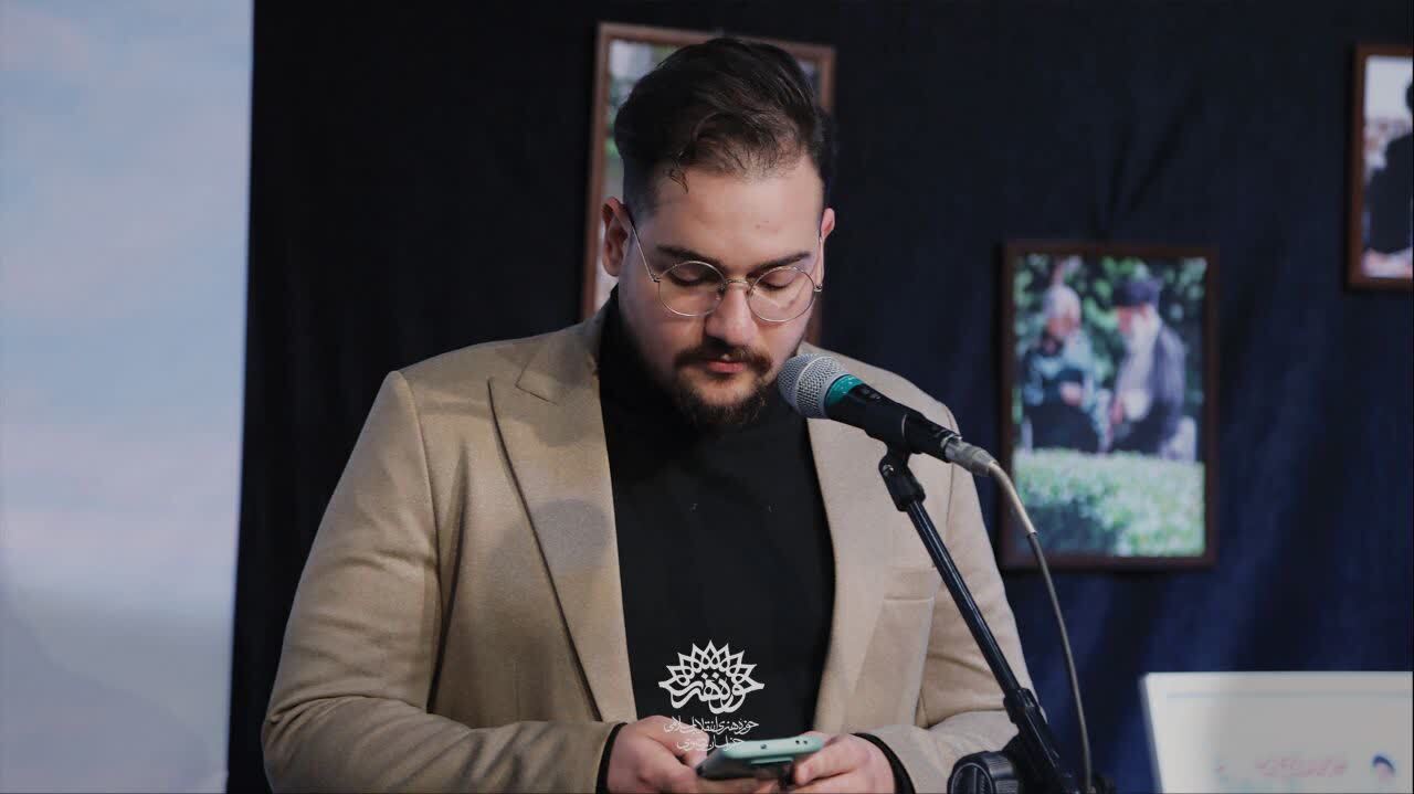 گزارش تصویری | شب شعر «مردان دریا»، پژواک احساس و حماسه در سوگ قهرمانان ناو دنا