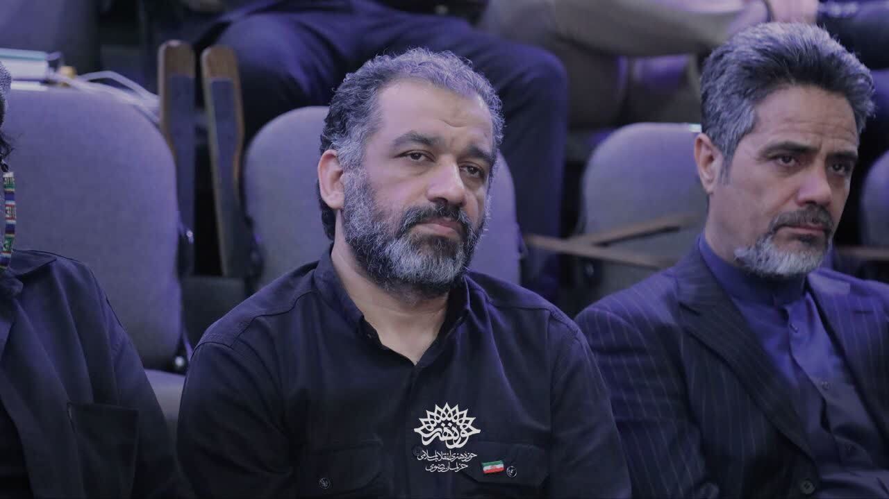 گزارش تصویری | شب شعر «مردان دریا»، پژواک احساس و حماسه در سوگ قهرمانان ناو دنا
