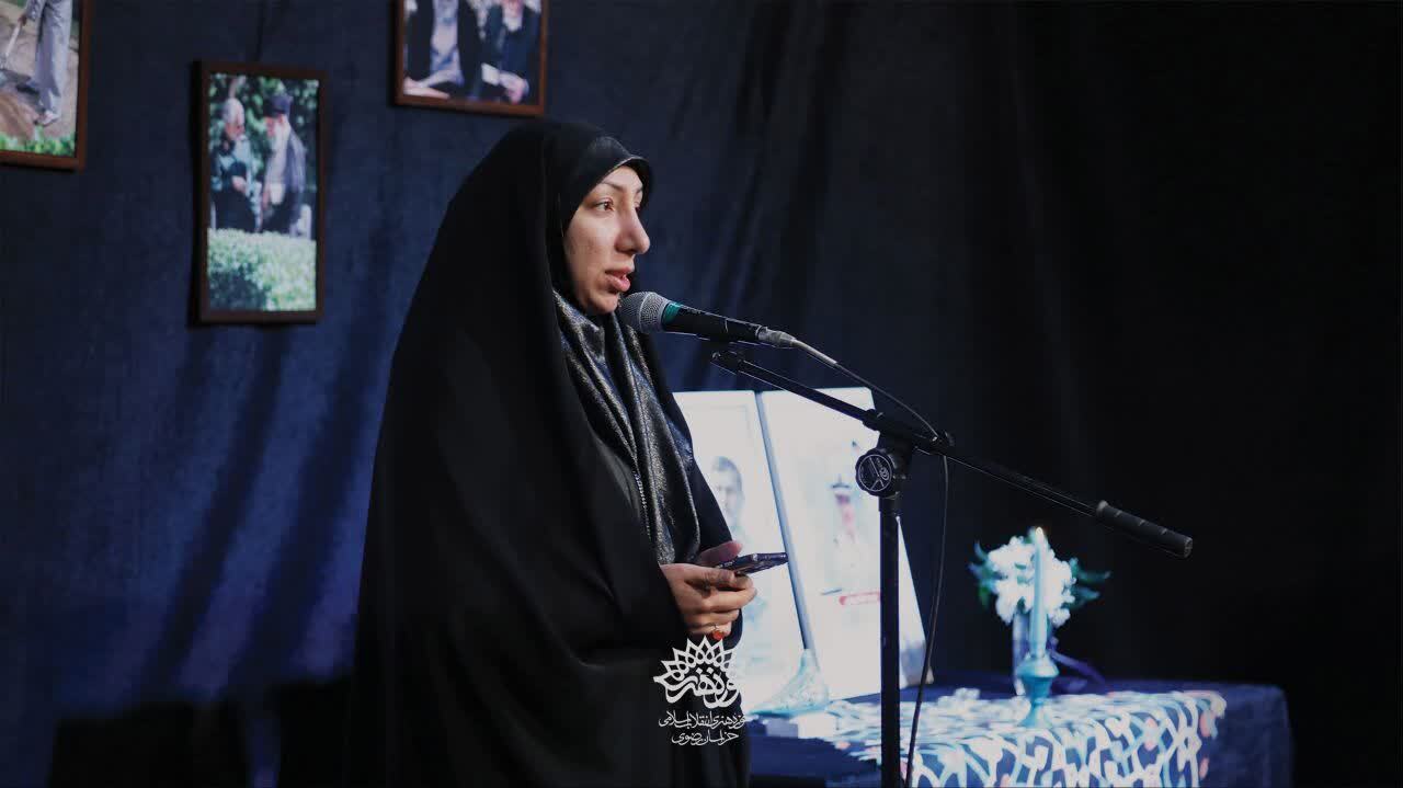 گزارش تصویری | شب شعر «مردان دریا»، پژواک احساس و حماسه در سوگ قهرمانان ناو دنا