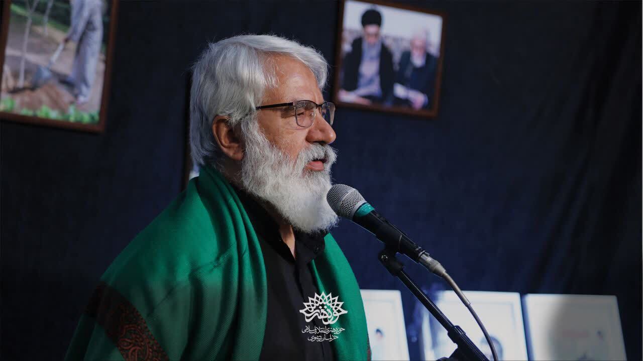 گزارش تصویری | شب شعر «مردان دریا»، پژواک احساس و حماسه در سوگ قهرمانان ناو دنا