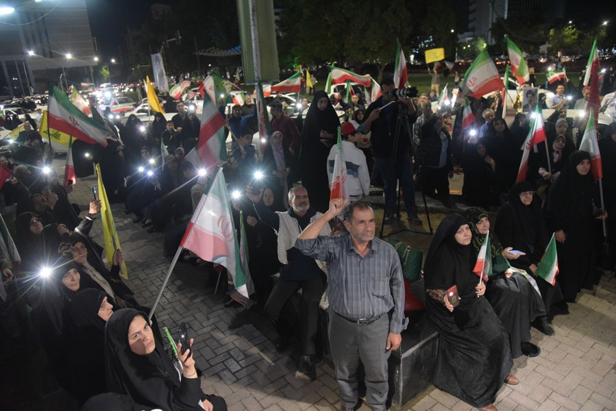 چهرههای هنر انقلاب اسلامی خراسان رضوی در دو سال گذشته معرفی شدند. چهرههای هنر انقلاب اسلامی خراسان رضوی در دو سال گذشته معرفی شدند.