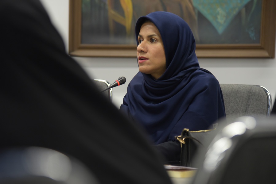 جلسه نقد و بررسی کتاب «اینجا جای کسی خالی است...» در مشهد برگزار شد جلسه نقد و بررسی کتاب «اینجا جای کسی خالی است...» در مشهد برگزار شد