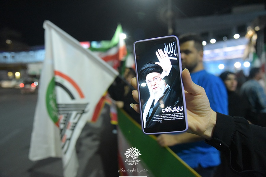 تنگه ترمز در هفدهمین محفل طنز نارنجک!