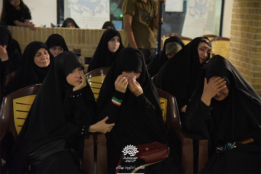 نخستین شب سوگ‌خوانی «آب زنید راه را» +گزارش تصویری