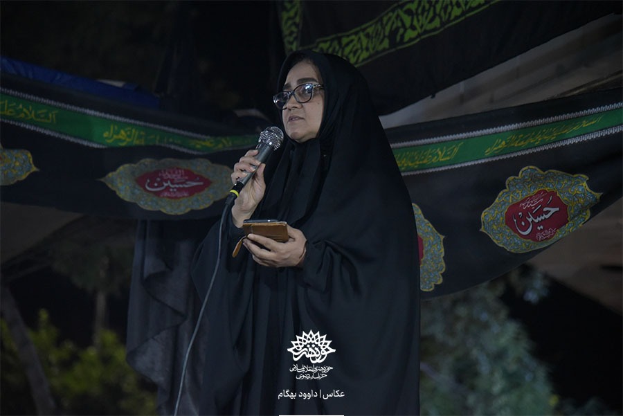 «شبهای شعر خونخواهی» با شعرخوانی شاعران در مشهد «شبهای شعر خونخواهی» با شعرخوانی شاعران در مشهد