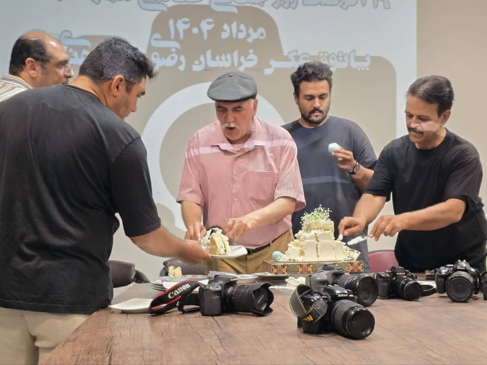 گرامیداشت روز جهانی عکاسی در پاتوق عکس حوزه هنری