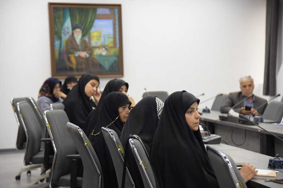 کارگاه جستارنویسی «جنگ رمضان» در مشهد