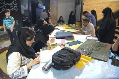 هنرمندان در رویداد هنری ایران سرای من مشهد